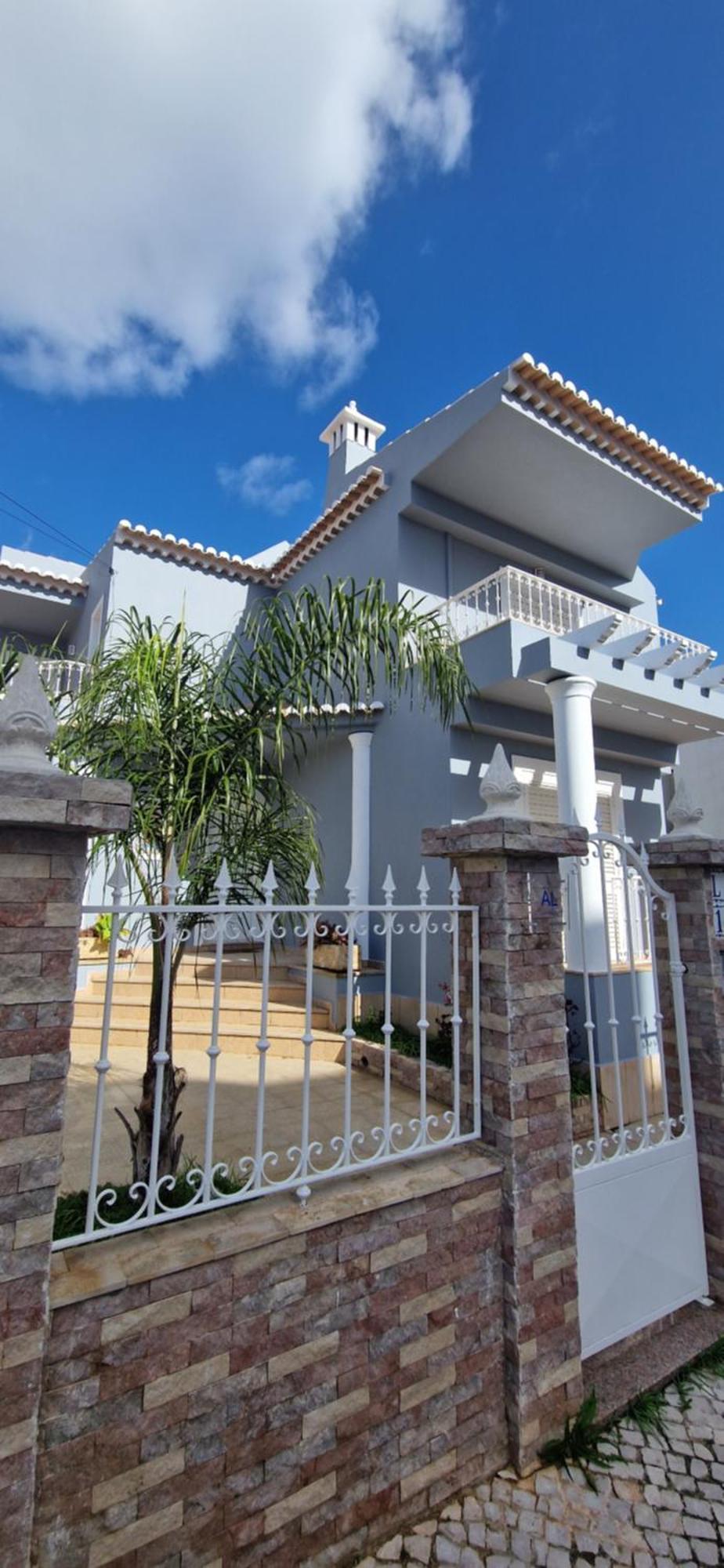 Dona Ana Guesthouse Lagos Esterno foto